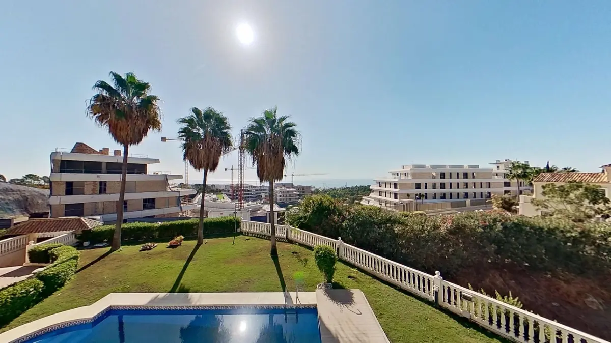 Detached Villa in Selwo