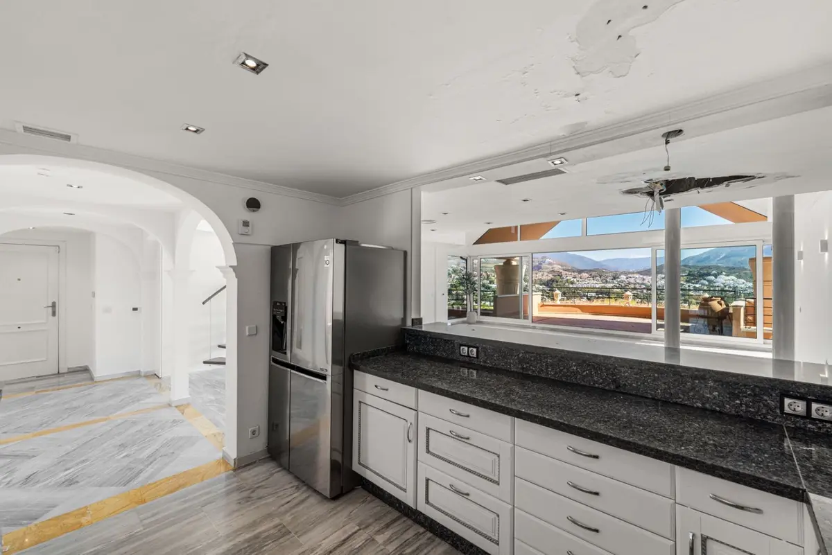 Penthouse Duplex in Nueva Andalucía