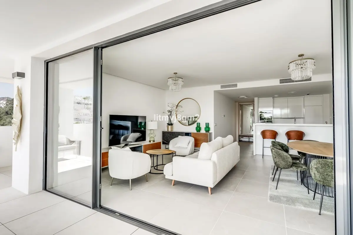 Middle Floor Apartment in Cabopino