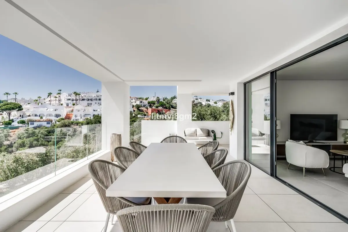 Middle Floor Apartment in Cabopino