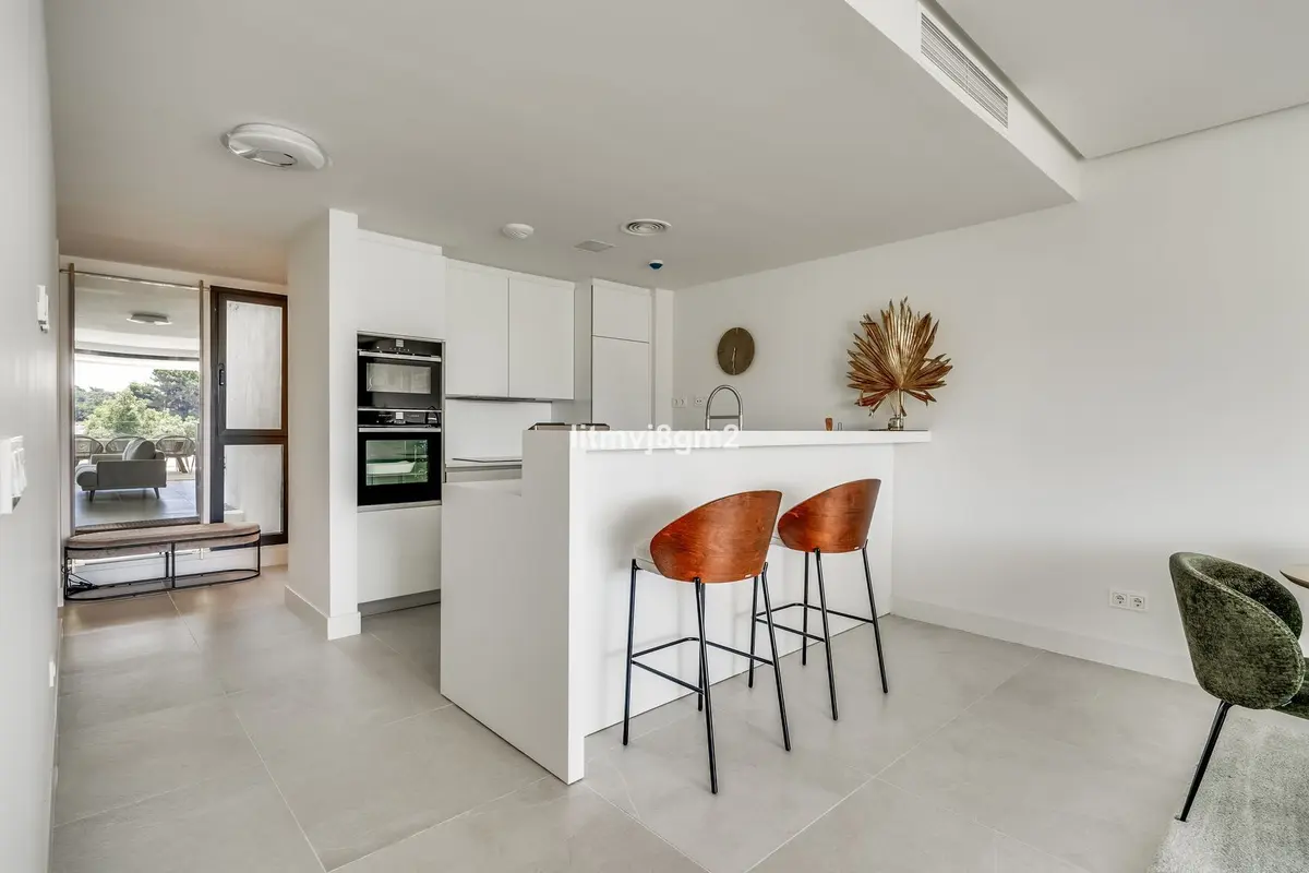 Middle Floor Apartment in Cabopino
