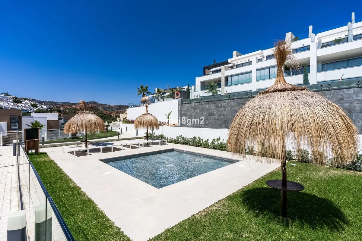 Middle Floor Apartment in Cabopino
