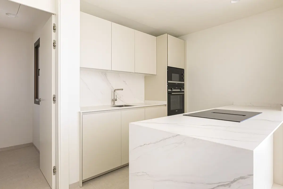 Middle Floor Apartment in Benahavís