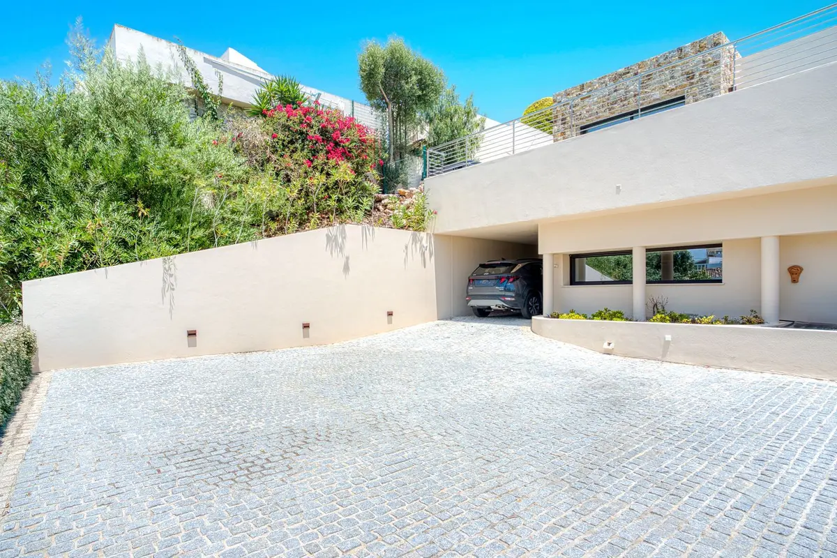 Detached Villa in Elviria