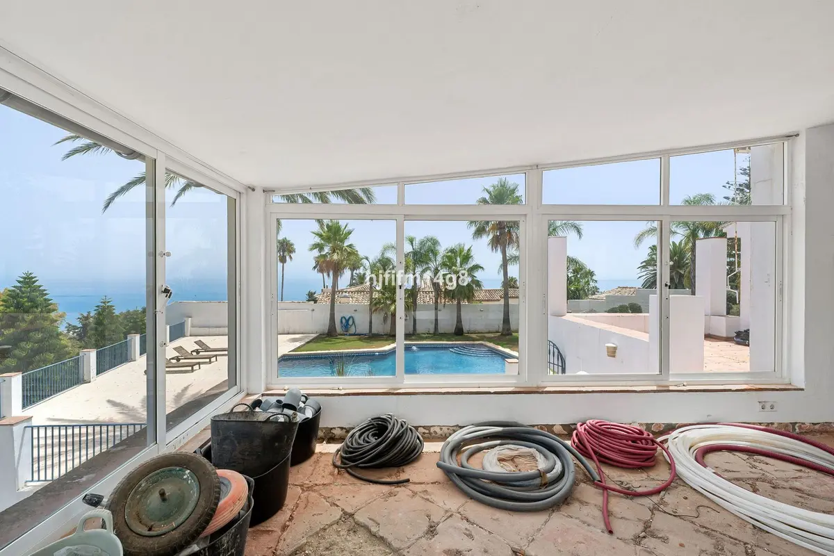 Detached Villa in Estepona