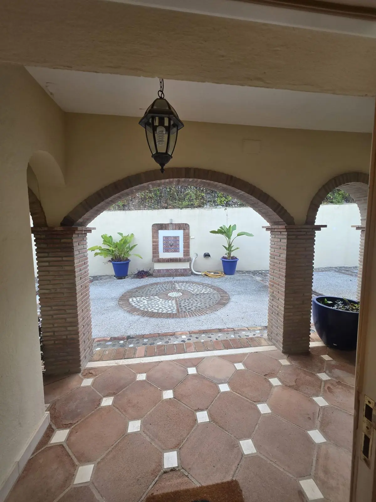 Detached Villa in El Paraiso
