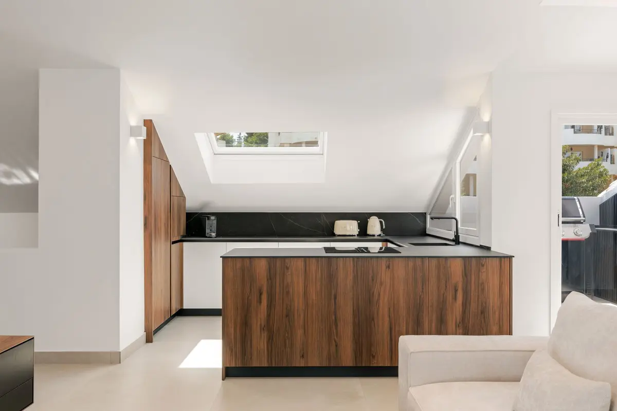 Top Floor Apartment in Nueva Andalucía