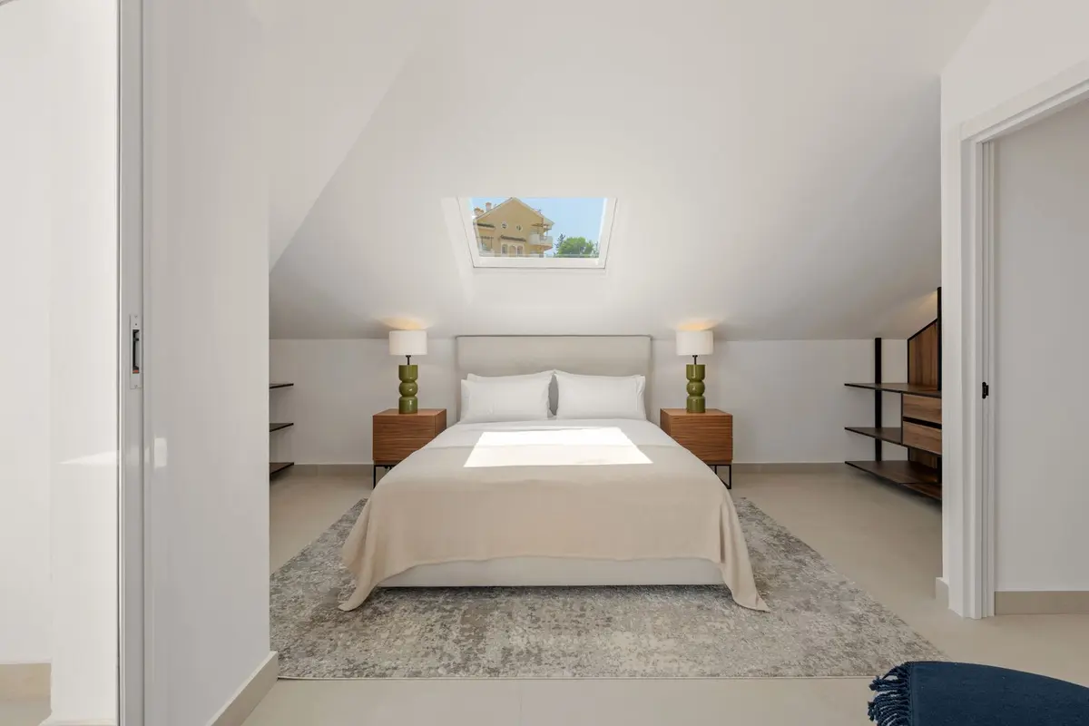 Top Floor Apartment in Nueva Andalucía