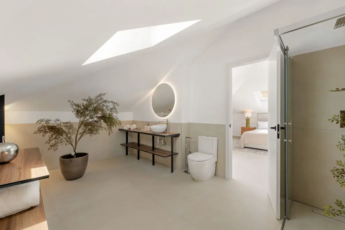 Top Floor Apartment in Nueva Andalucía
