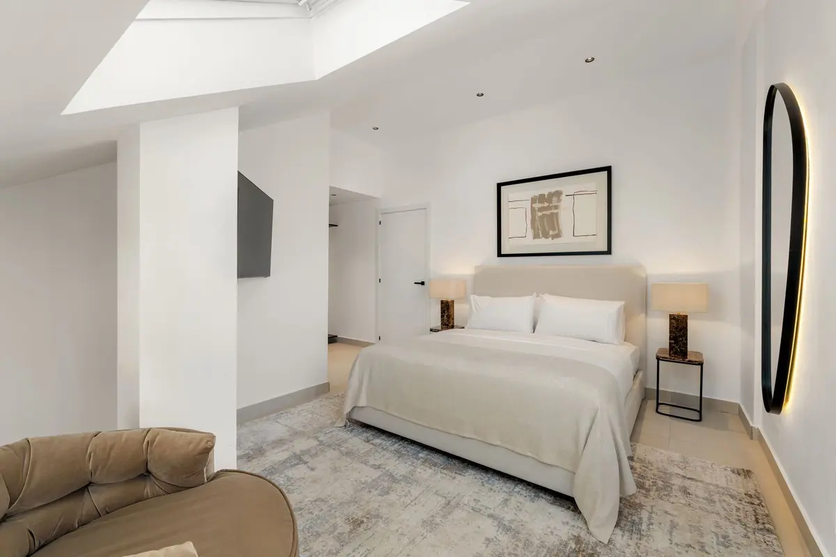 Top Floor Apartment in Nueva Andalucía