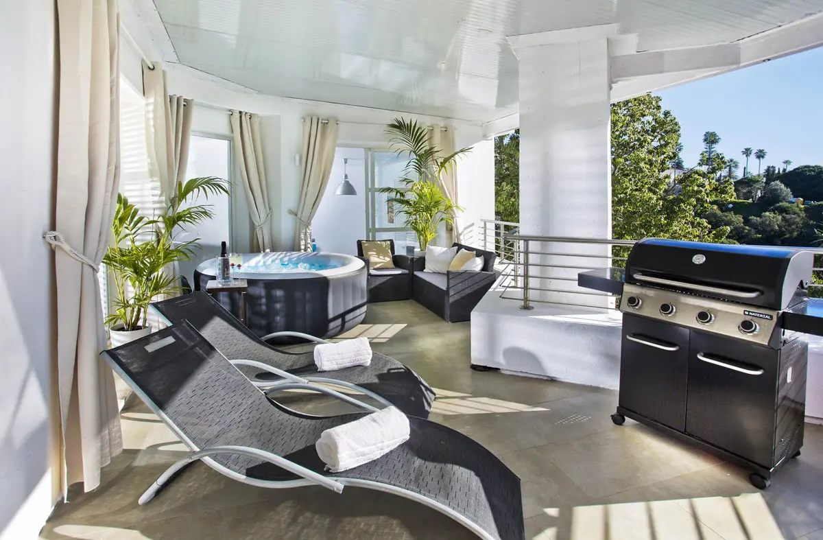 Detached Villa in Elviria