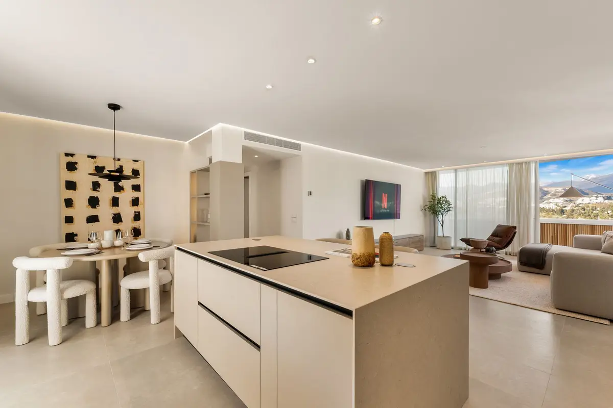 Middle Floor Apartment in Nueva Andalucía