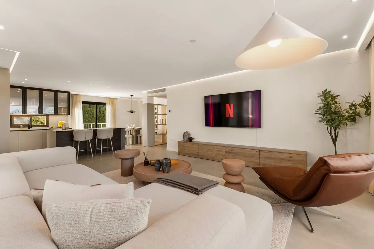 Middle Floor Apartment in Nueva Andalucía
