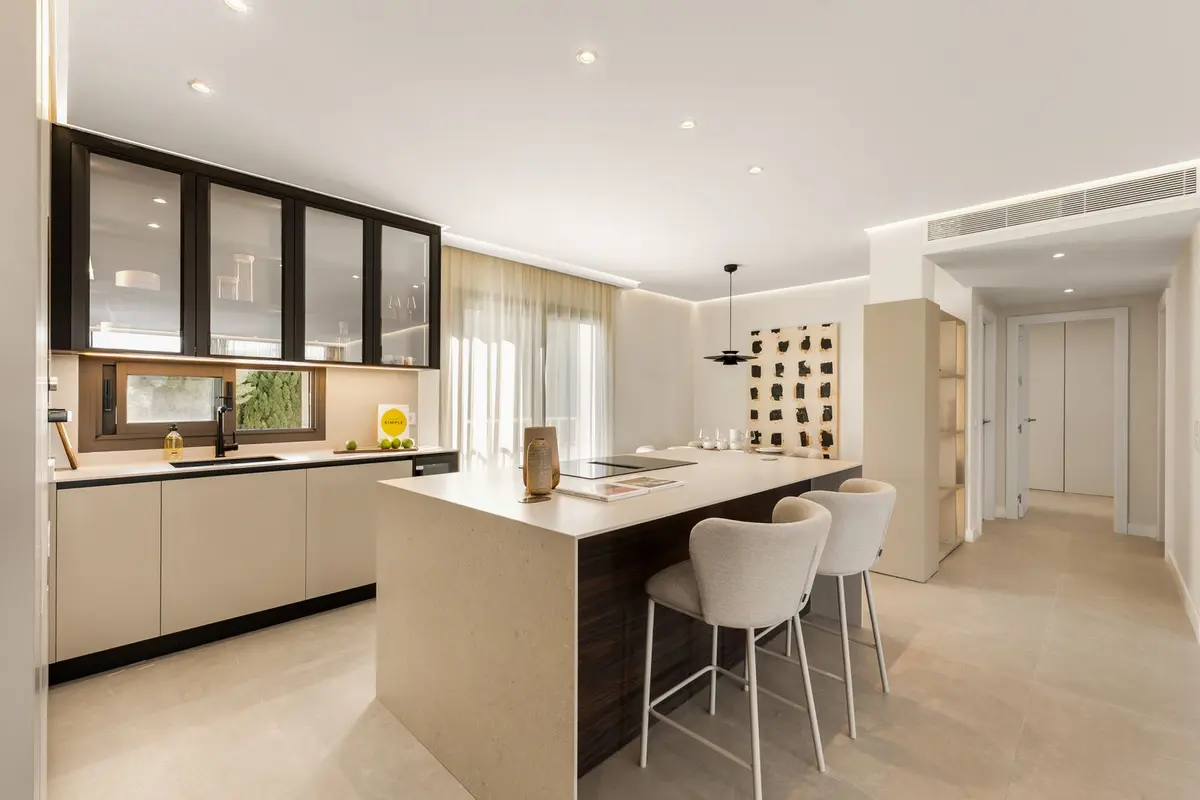 Middle Floor Apartment in Nueva Andalucía
