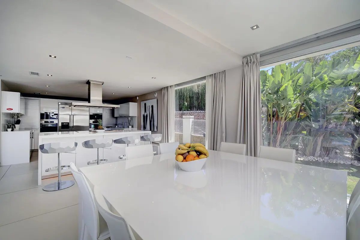 Detached Villa in Nueva Andalucía