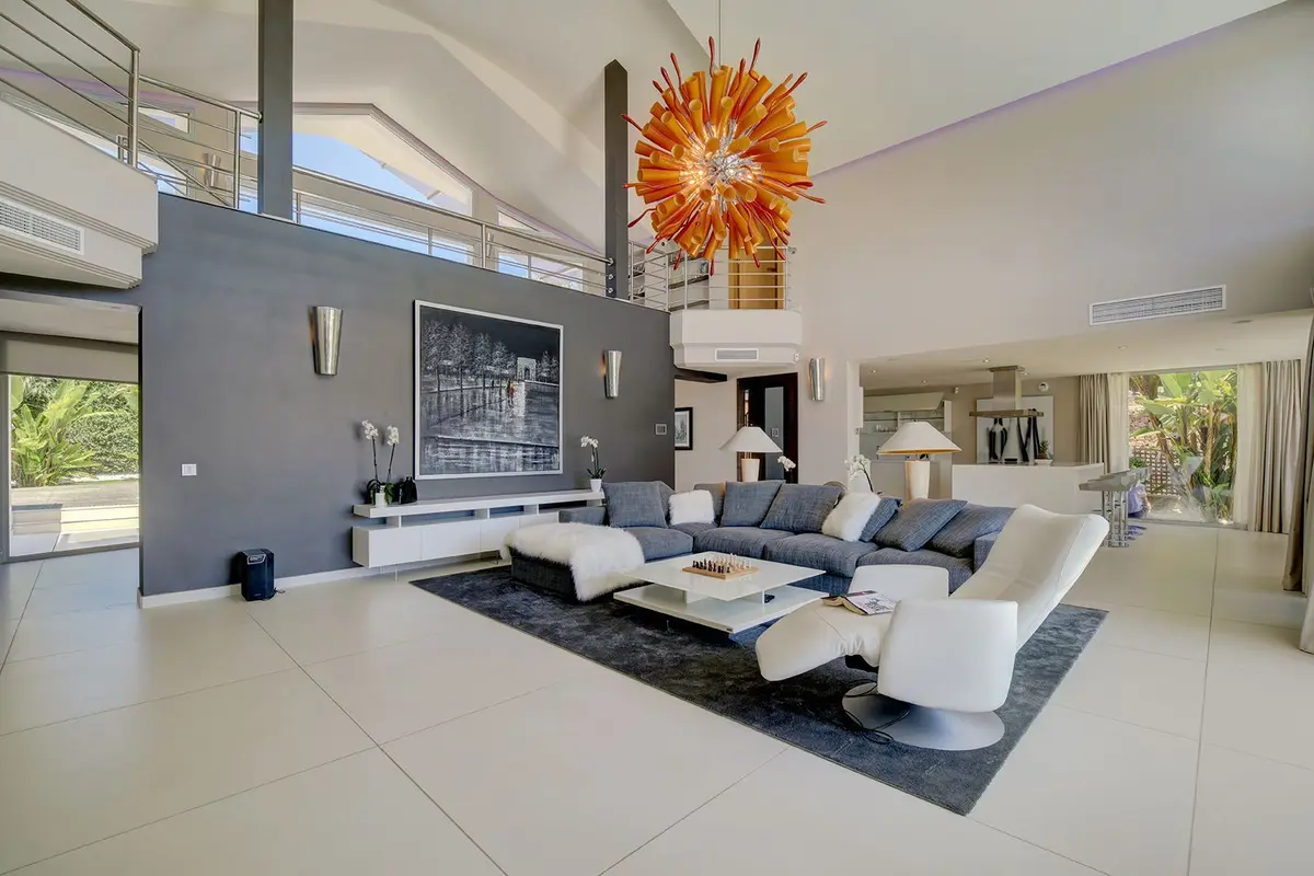 Detached Villa in Nueva Andalucía