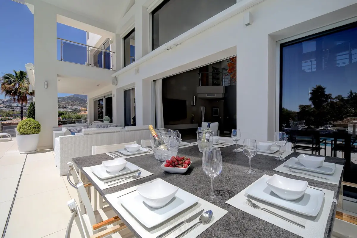 Detached Villa in Nueva Andalucía