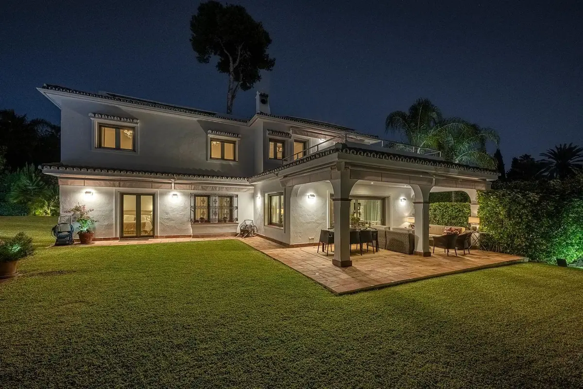 Detached Villa in Los Monteros