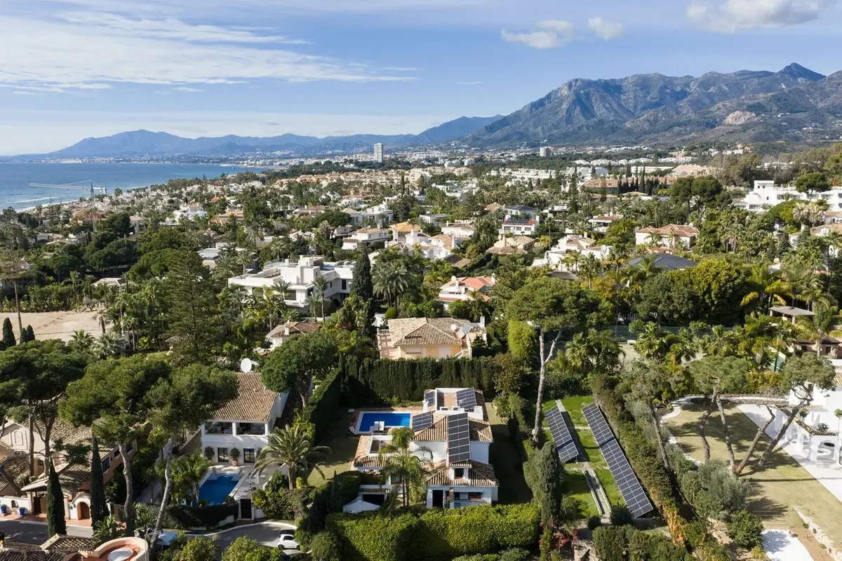 Detached Villa in Los Monteros