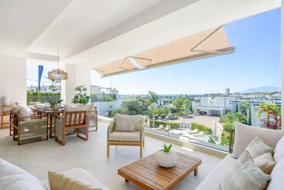 Panoramic Sea View Apartment in Santa Clara, Marbella