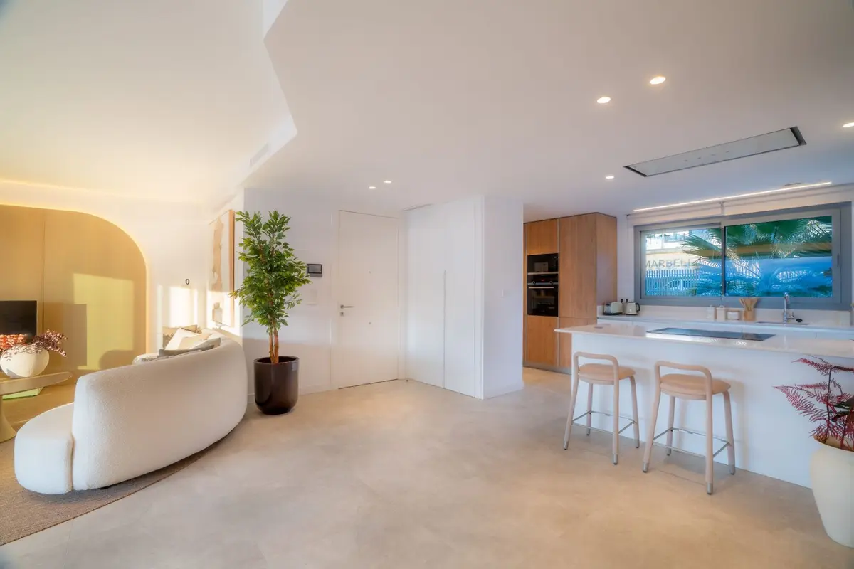 Middle Floor Apartment in Marbella