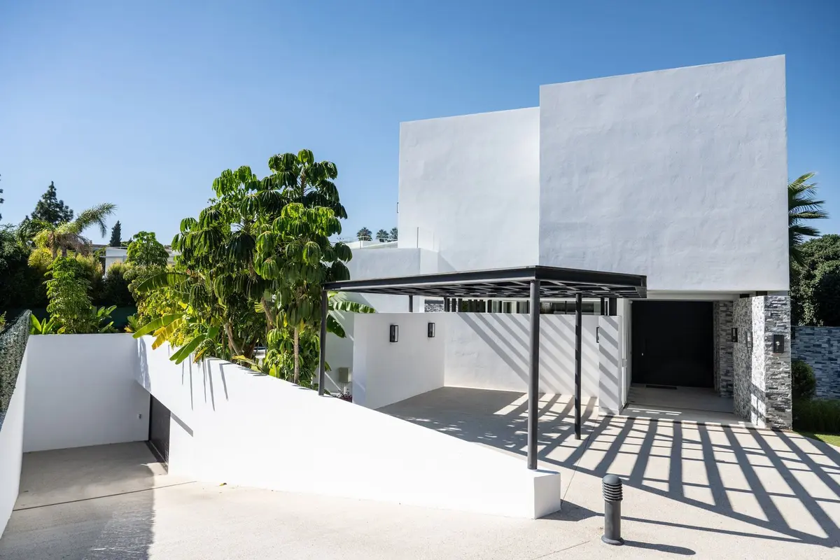 Detached Villa in Marbella