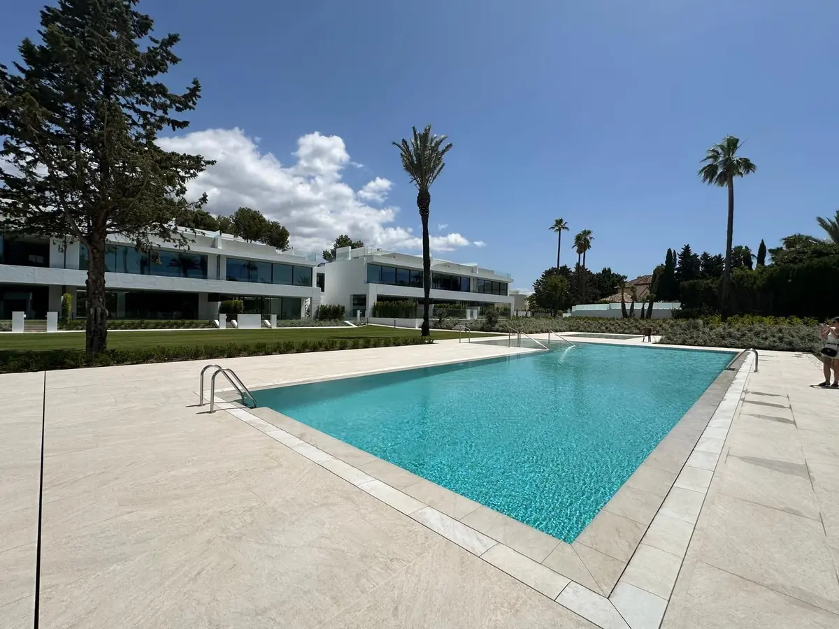 Semi-Detached House in Nueva Andalucía