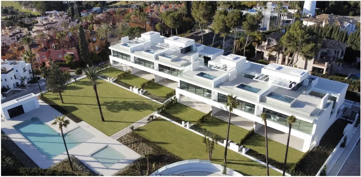 Semi-Detached House in Nueva Andalucía