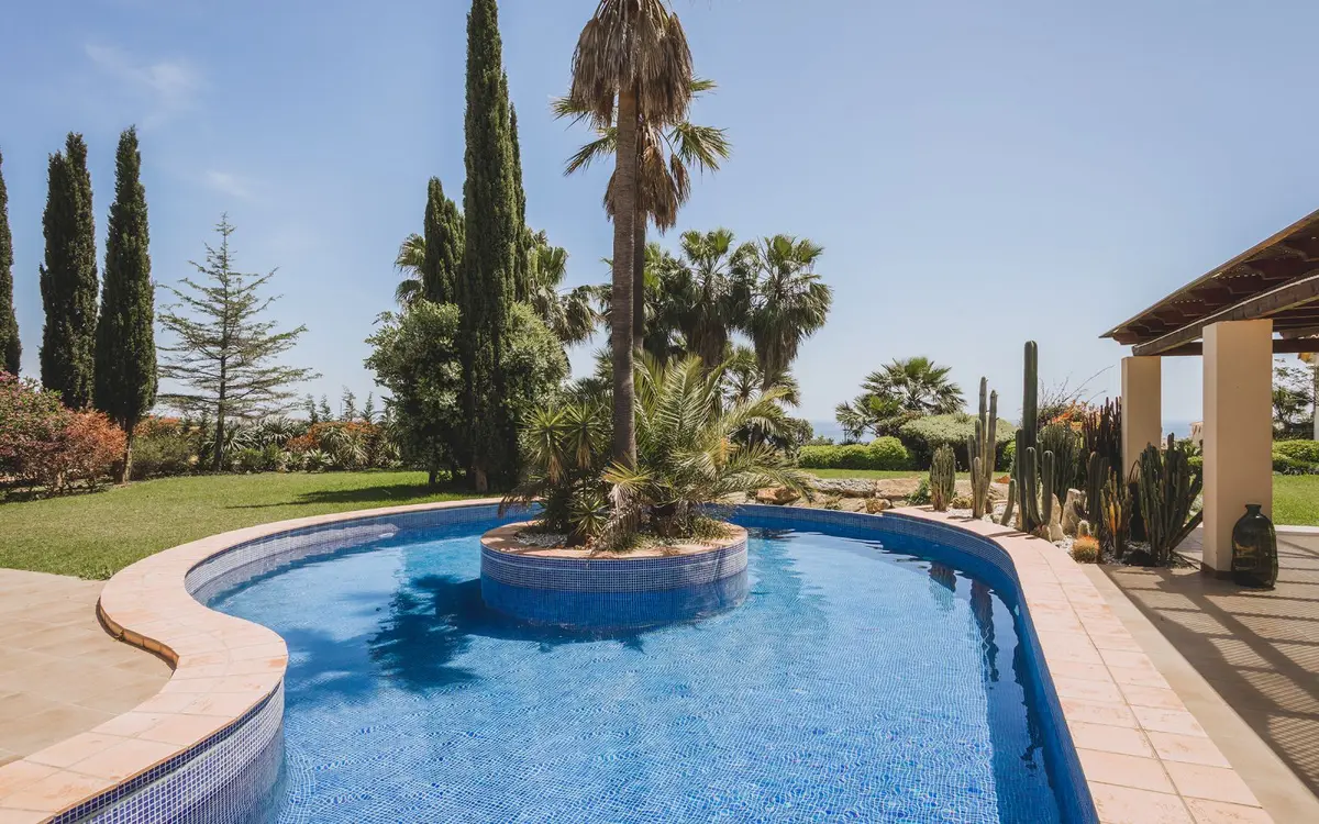 Detached Villa in Estepona