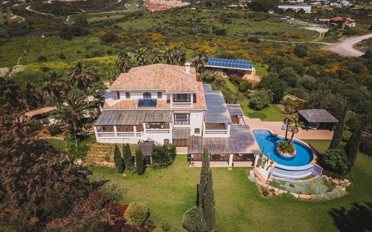 Detached Villa in Estepona