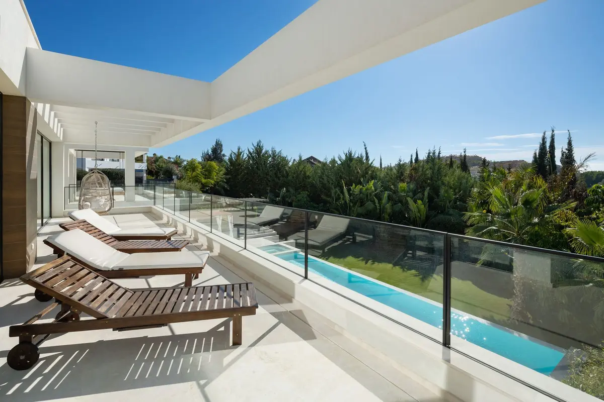 Detached Villa in Nueva Andalucía