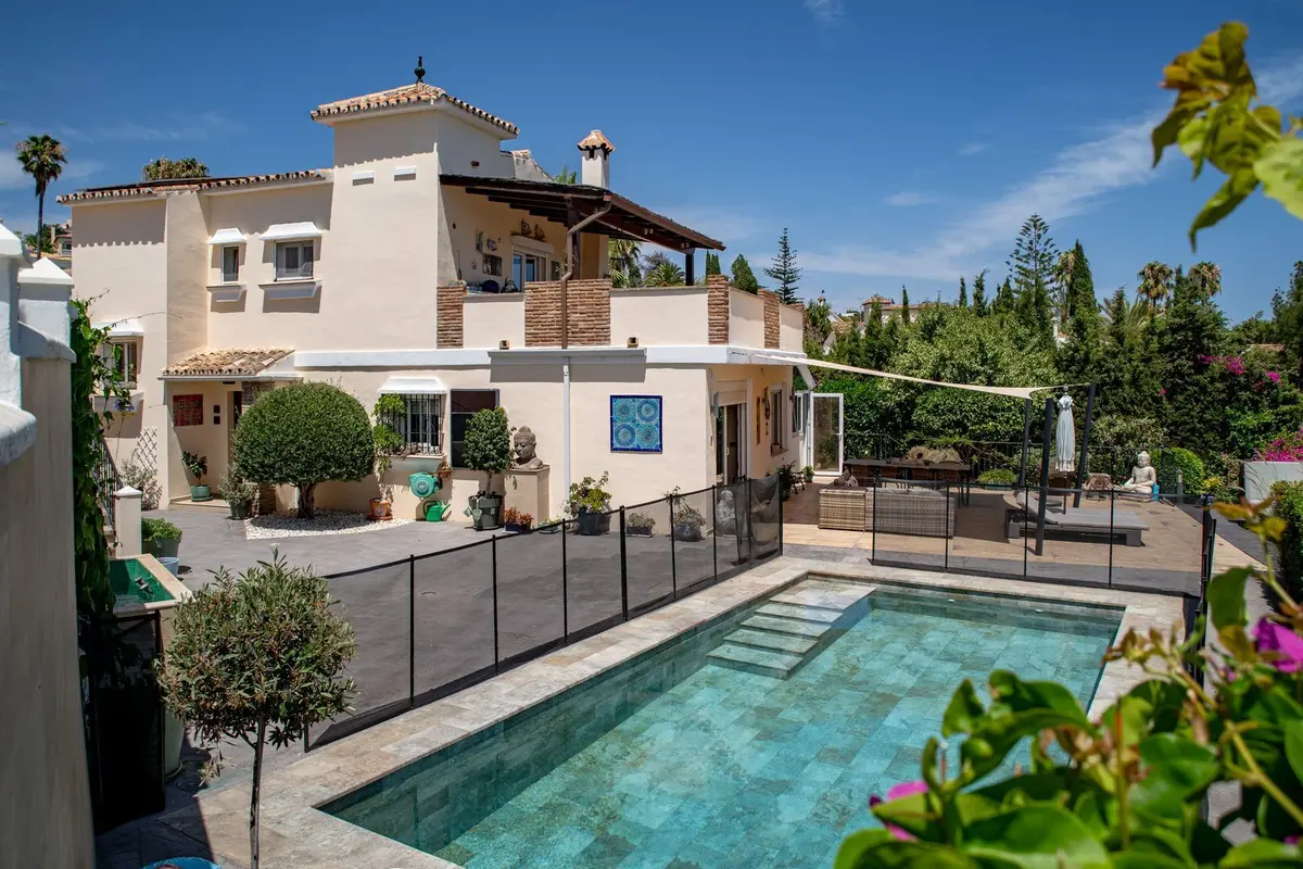 Detached Villa in El Padron