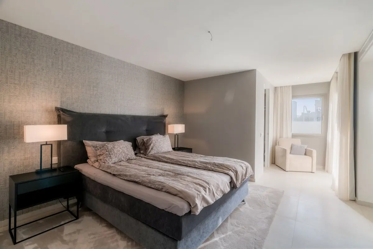 Middle Floor Apartment in Nueva Andalucía