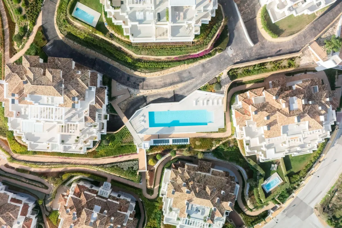 Middle Floor Apartment in Nueva Andalucía