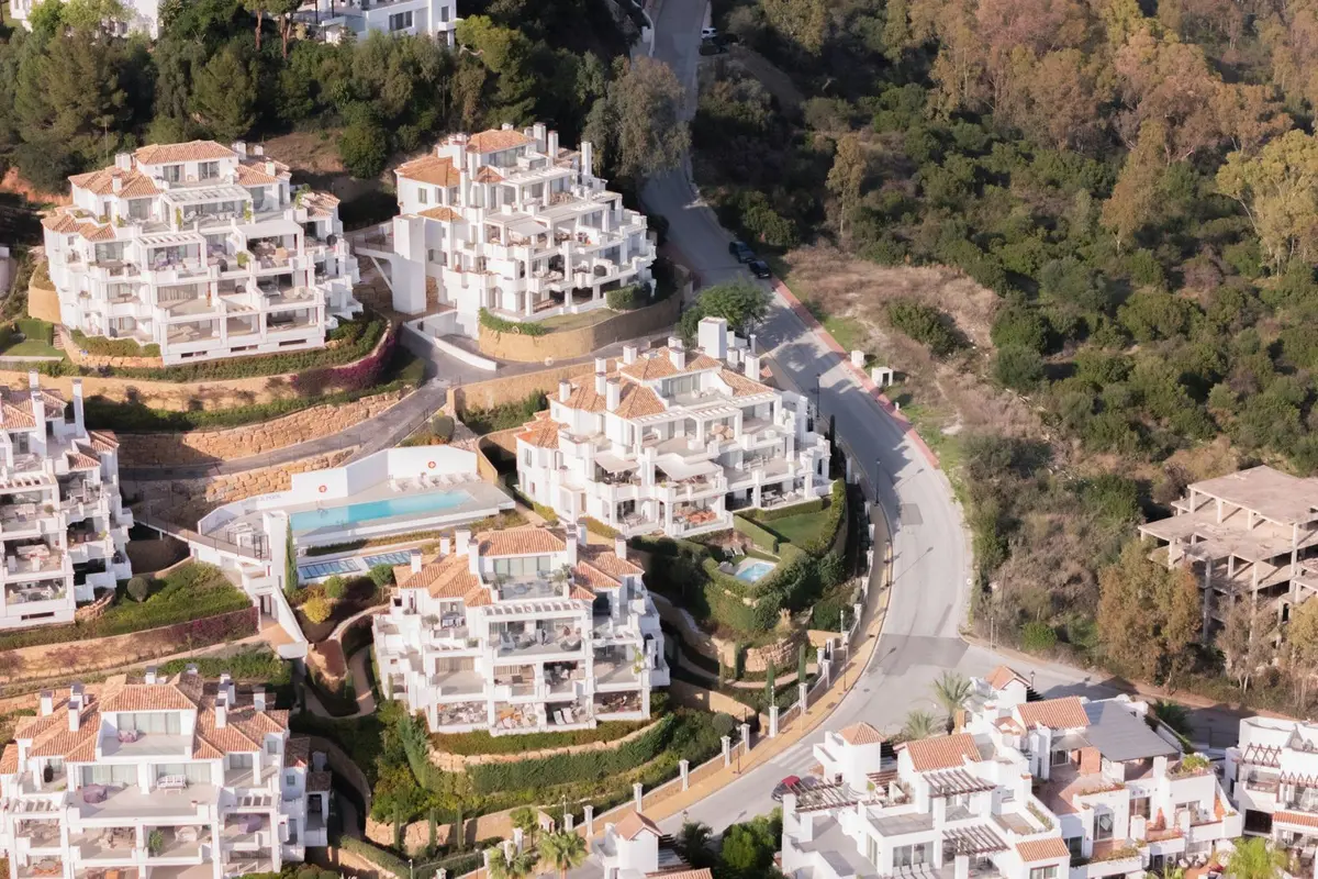 Middle Floor Apartment in Nueva Andalucía