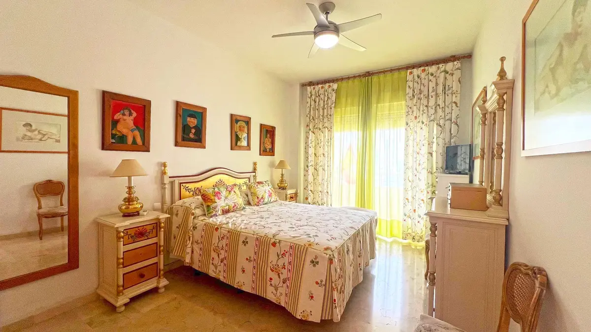 Middle Floor Apartment in Marbella