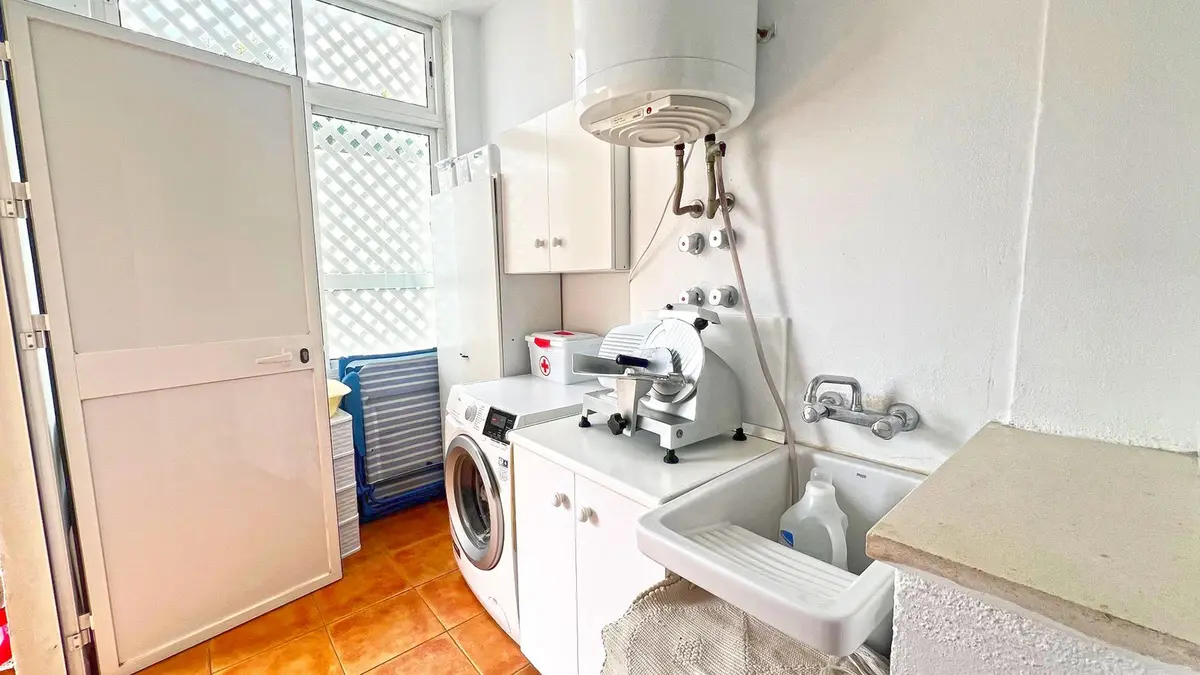 Middle Floor Apartment in Marbella