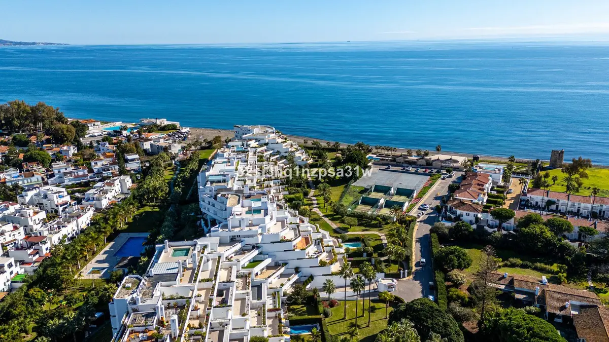 Middle Floor Apartment in Guadalmina Baja