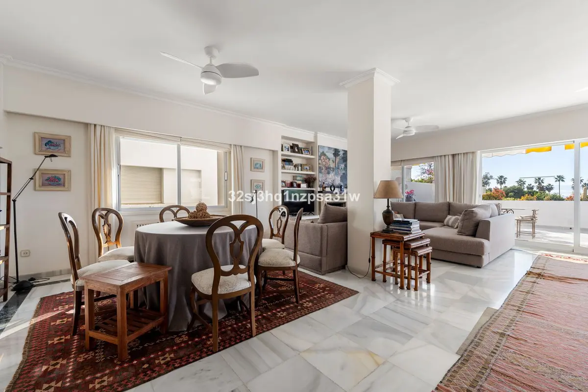 Middle Floor Apartment in Guadalmina Baja