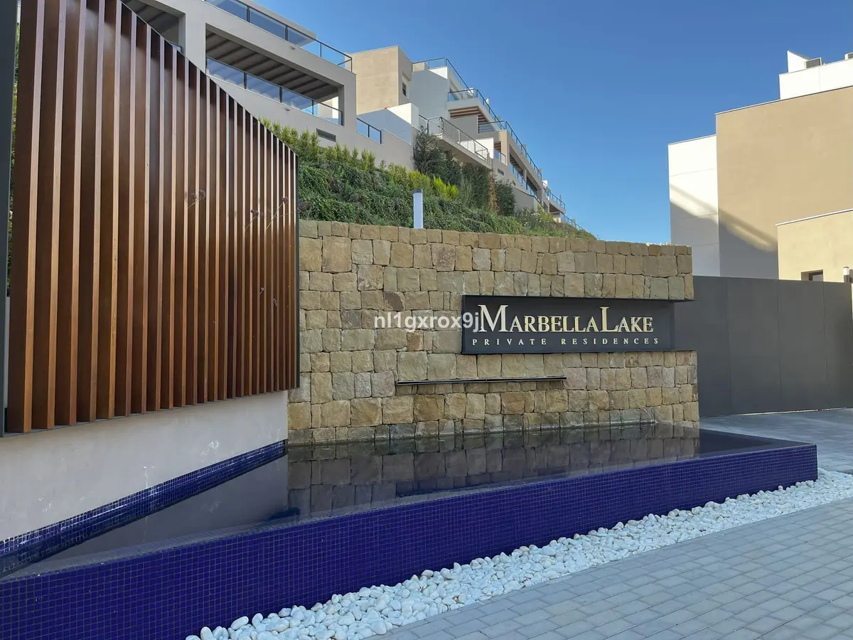 Penthouse in Nueva Andalucía