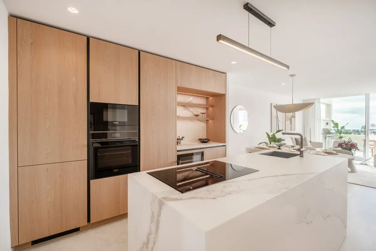 Middle Floor Apartment in Nueva Andalucía