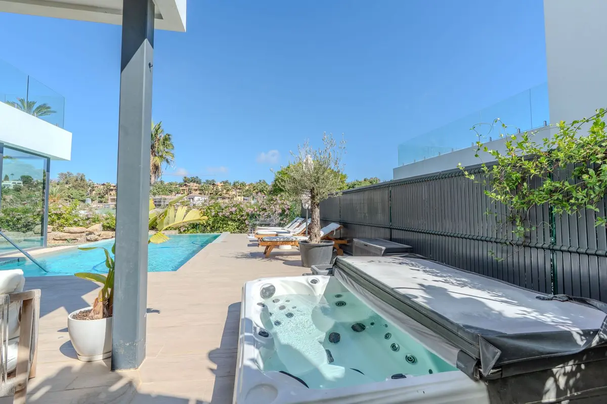 Detached Villa in Estepona