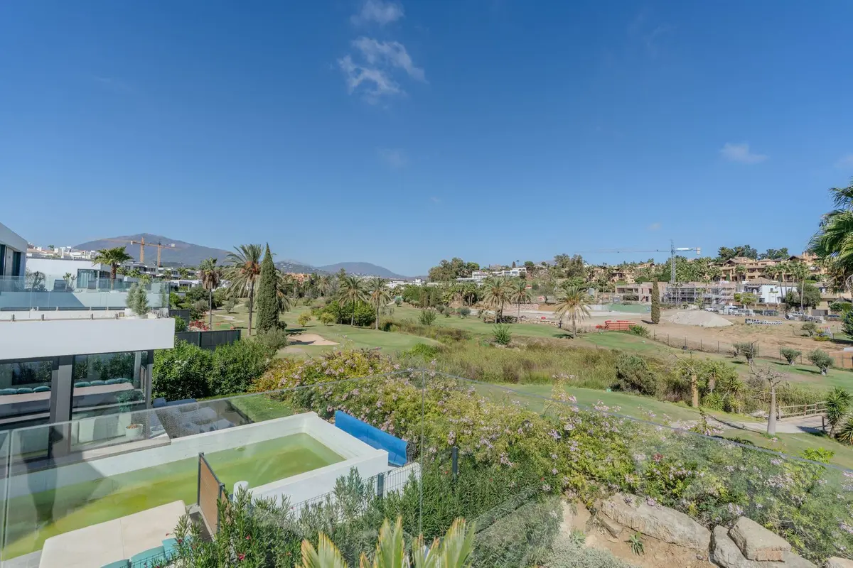 Detached Villa in Estepona