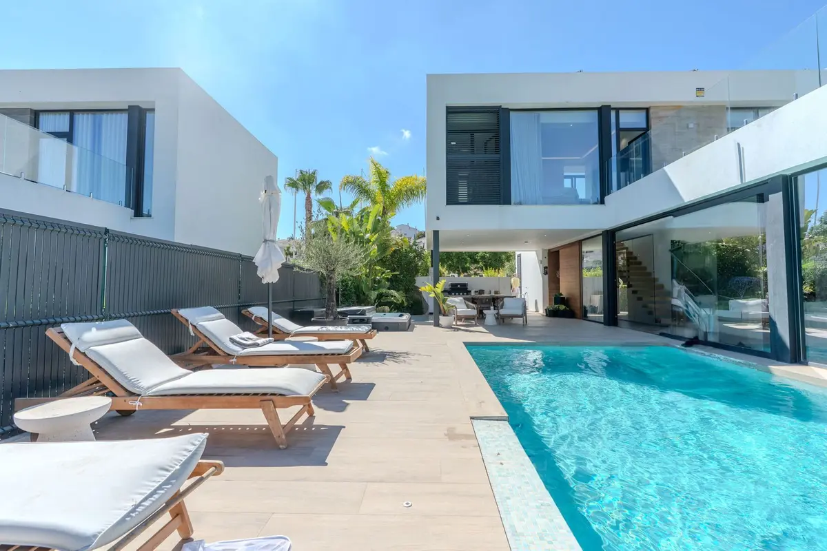 Detached Villa in Estepona