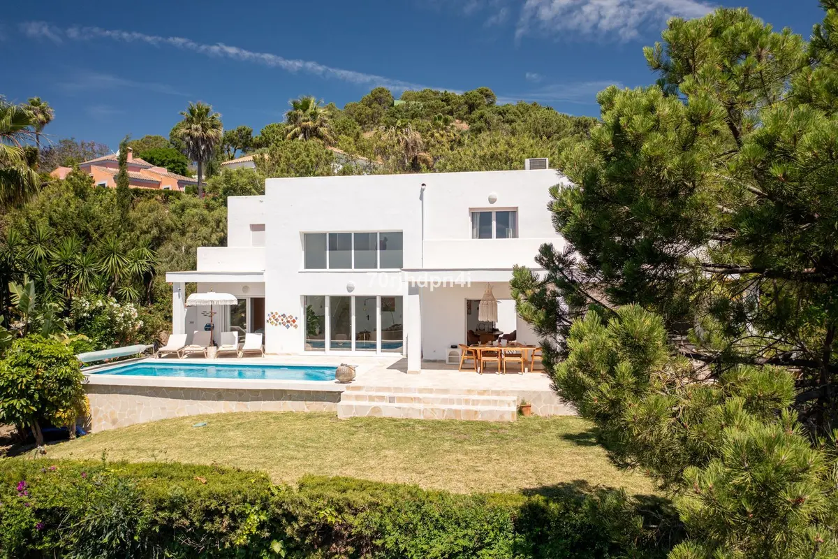 Detached Villa in Estepona
