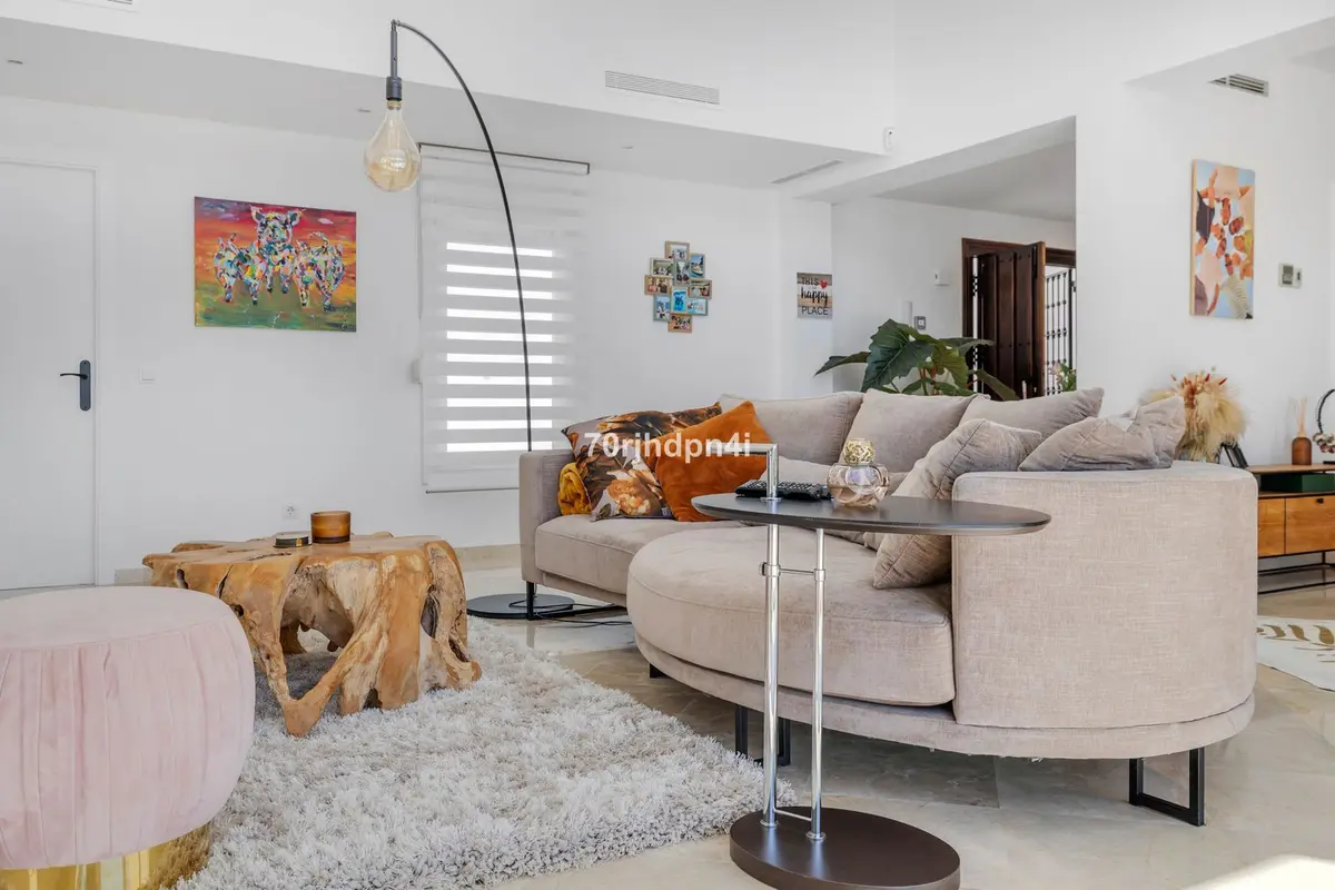 Detached Villa in Estepona