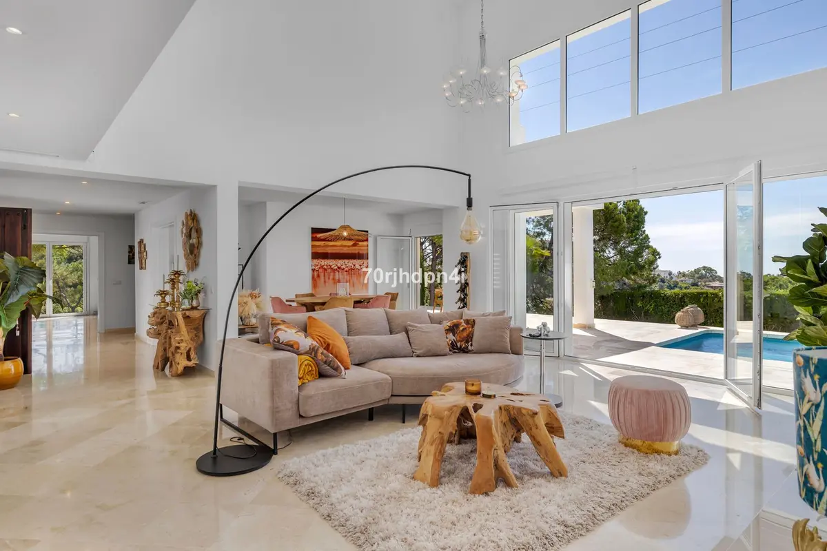 Detached Villa in Estepona