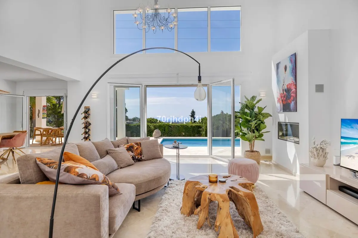 Detached Villa in Estepona