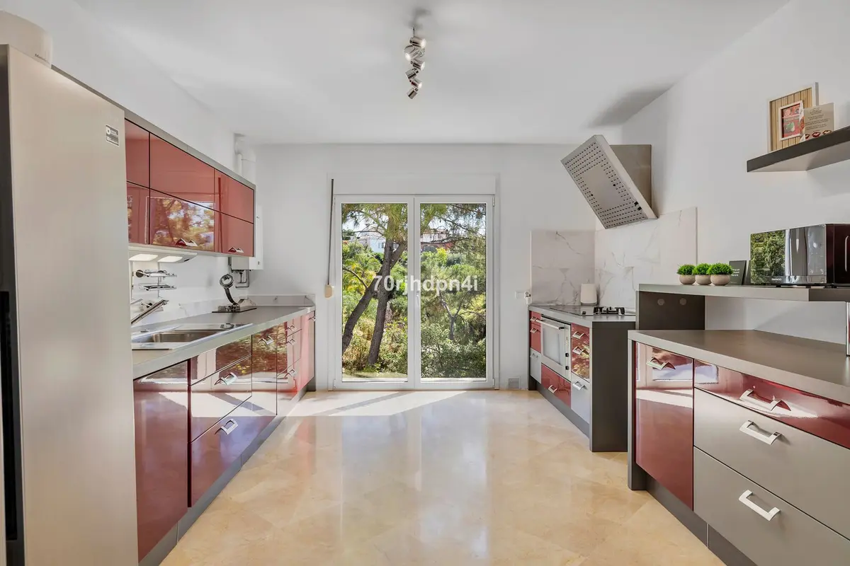 Detached Villa in Estepona