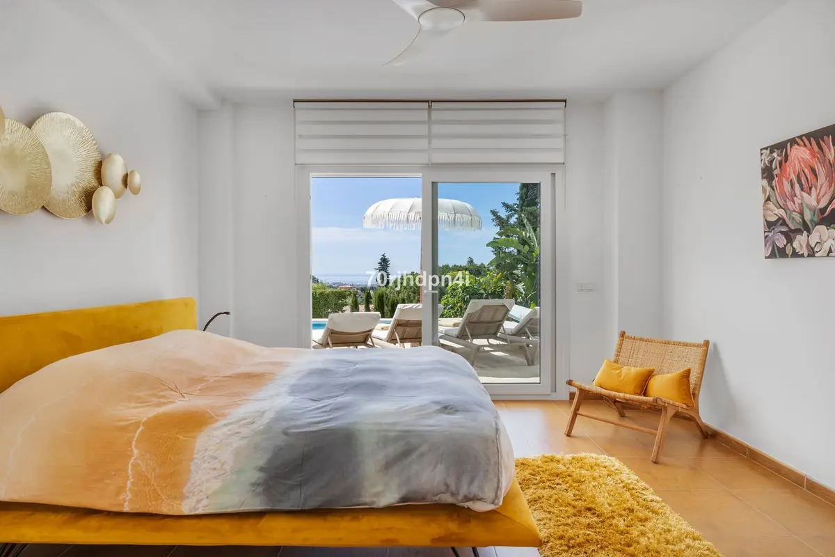 Detached Villa in Estepona